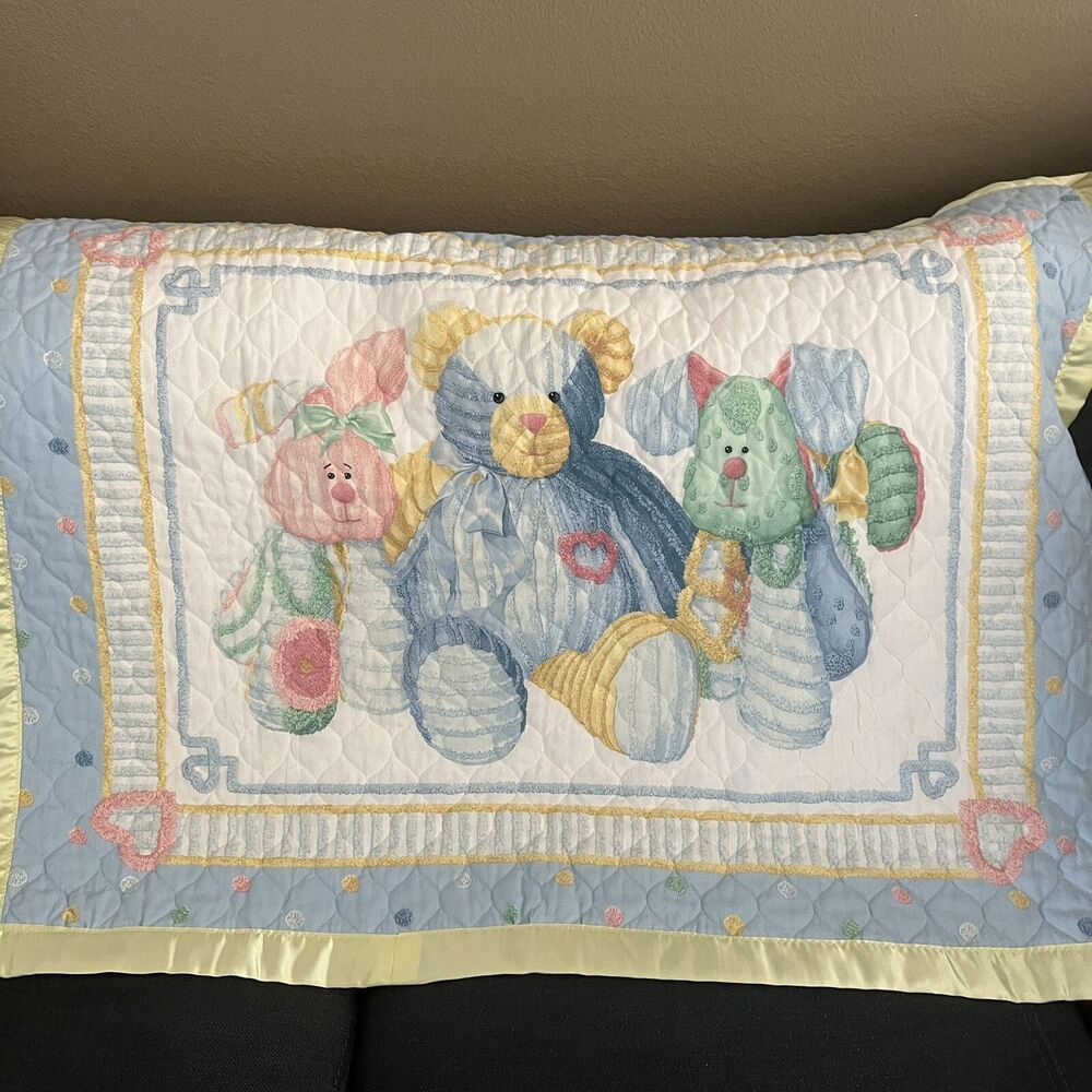 Daisy Kingdom Teddy Bear w/Bunny and Dog Baby Quilt Satin Trim 45" x 35" Vtg